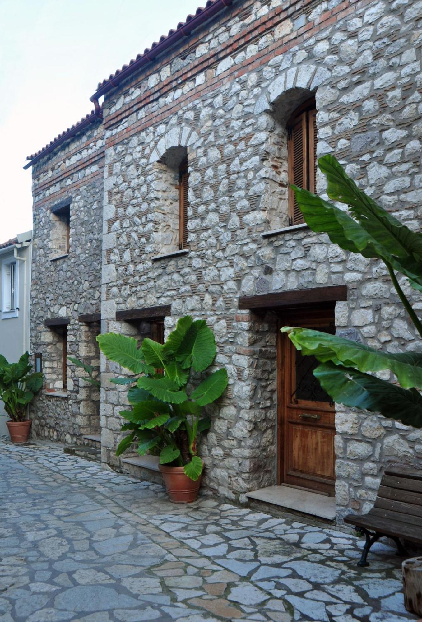 Limni Stone Apartments Exterior photo